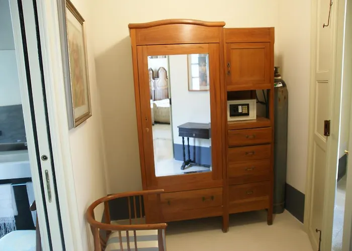 Residenza D'epoca Regina D'arborea ゲストハウス オリスターノ