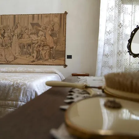 Residenza D'epoca Regina D'arborea أوريستانو
