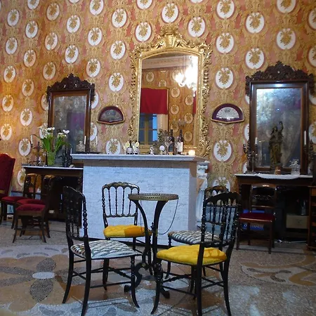 بيت ضيافة Residenza D'epoca Regina D'arborea