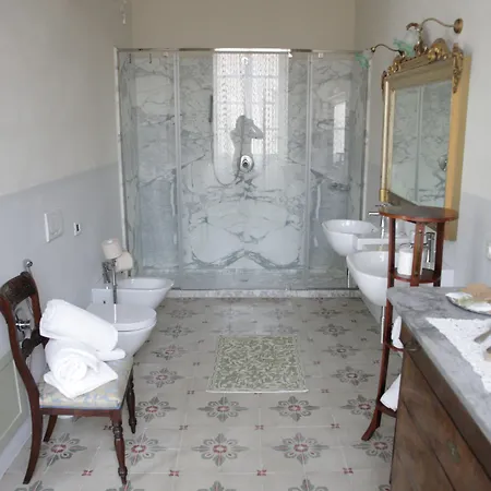Residenza D'epoca Regina D'arborea بيت ضيافة أوريستانو
