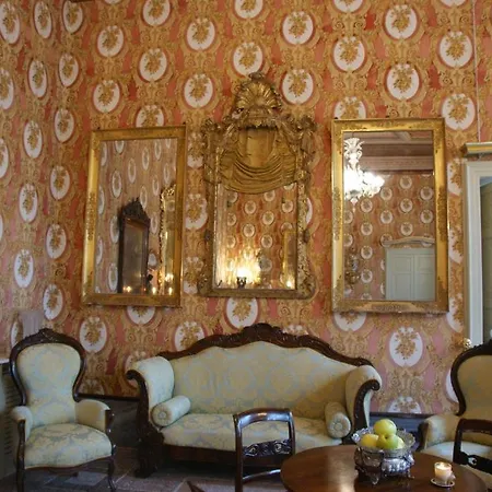 Residenza D'Epoca Regina D'Arborea Oristano