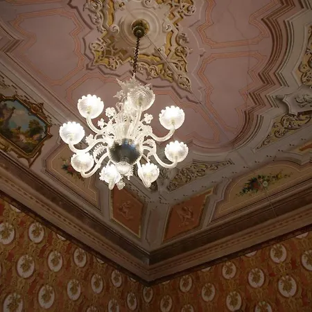 Residenza D'Epoca Regina D'Arborea Guest house Oristano