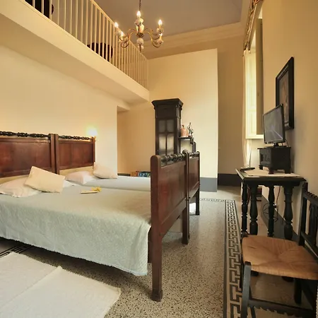 Residenza D'Epoca Regina D'Arborea 3*